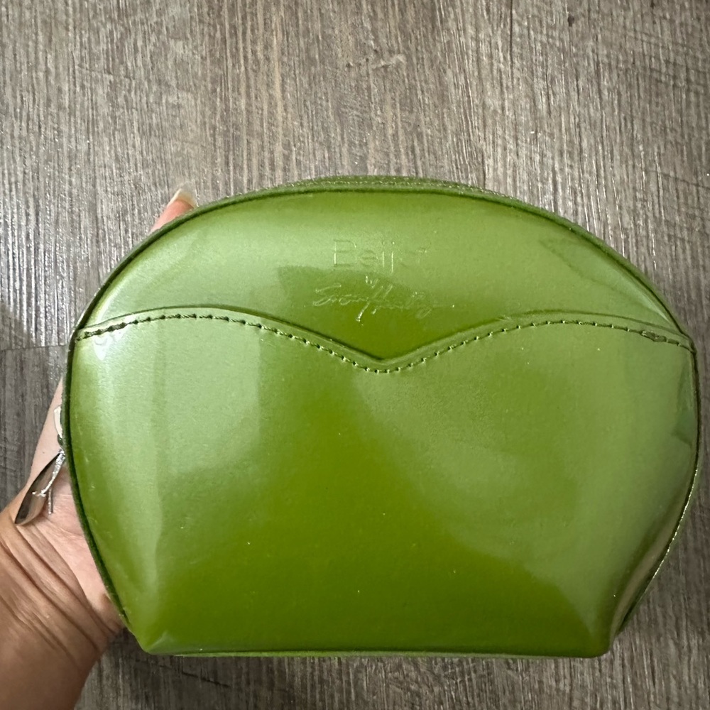 Beijo green little pouch leather
